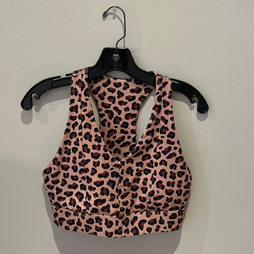 Fabletics sports bra